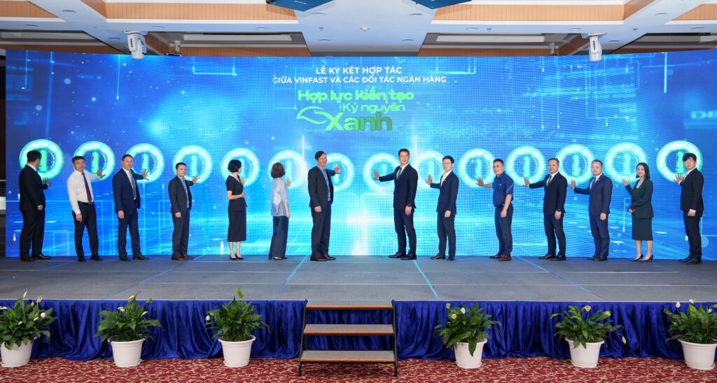 tai xuong VINFAST HỖ TRỢ LÃI SUẤT TRẢ GÓP
